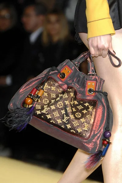 Look 22